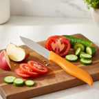 Sharp blade paring knife for fine, detailed cutting
